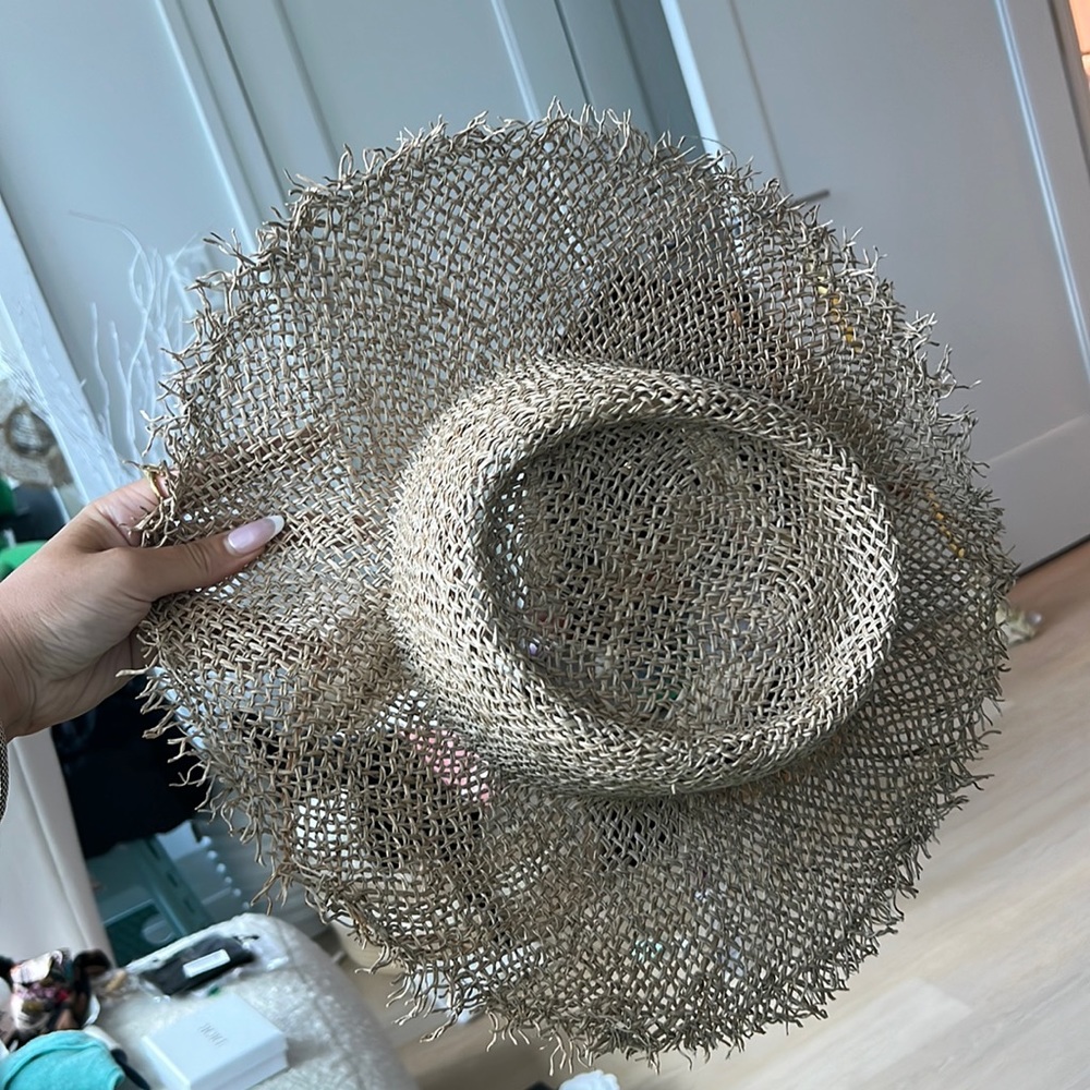 lack of color hat